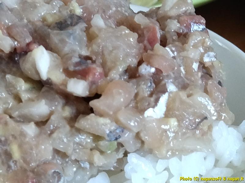アジのナメロウは魚の脂でネットリしている。昼食|泉佐野市「なが~ン」氏自宅。2024年04月12日撮影