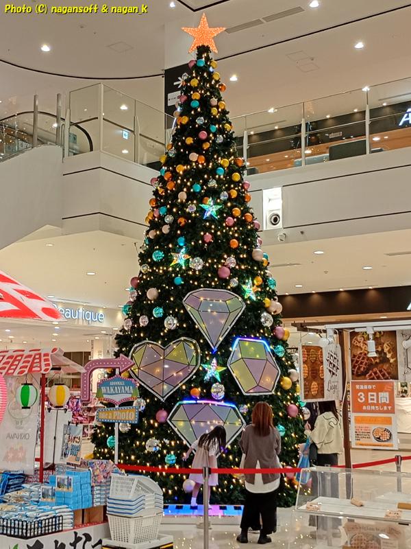 イオンモール和歌山 2025年11月6日 クリスマスツリー