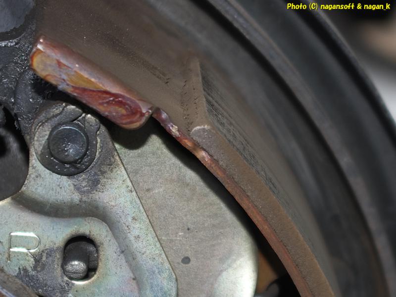 2025年11月22日、「なが～ン」所有車、クラウンワゴン、リヤブレーキシューの残量