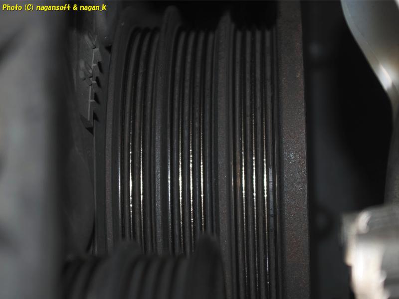 「なが～ン」所有車、クラウンワゴン GS130 1GFE、2025年11月23日、ファンベルト取り外し直後、クランクプーリー溝