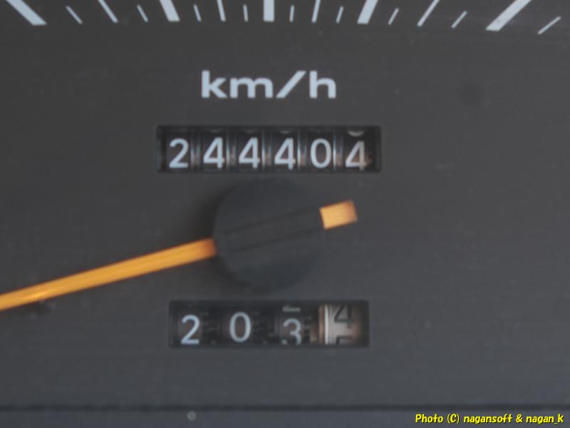 総走行距離メーター|2025年車検から戻ってちょっと走行してから撮影|クラウンワゴン E-GS130G|2025年11月29日撮影