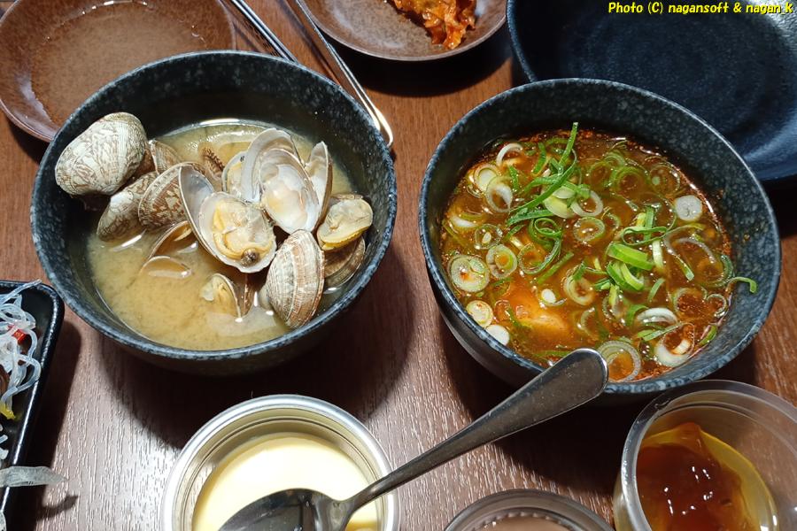 泉佐野市 焼肉バイキング左近 末広店 アサリの味噌汁があった、2025年12月25日撮影