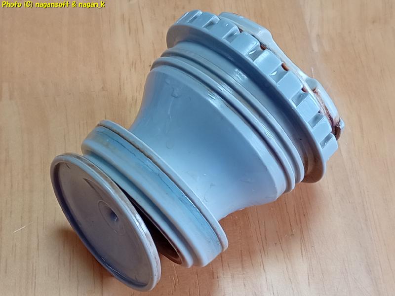 サーモスの保温水筒 中蓋シャフトが折れる、2026年01月23日撮影