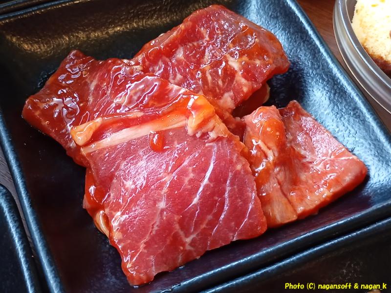 肉05。大阪府泉佐野市、バイキング左近 末広店。2026年03月30日撮影