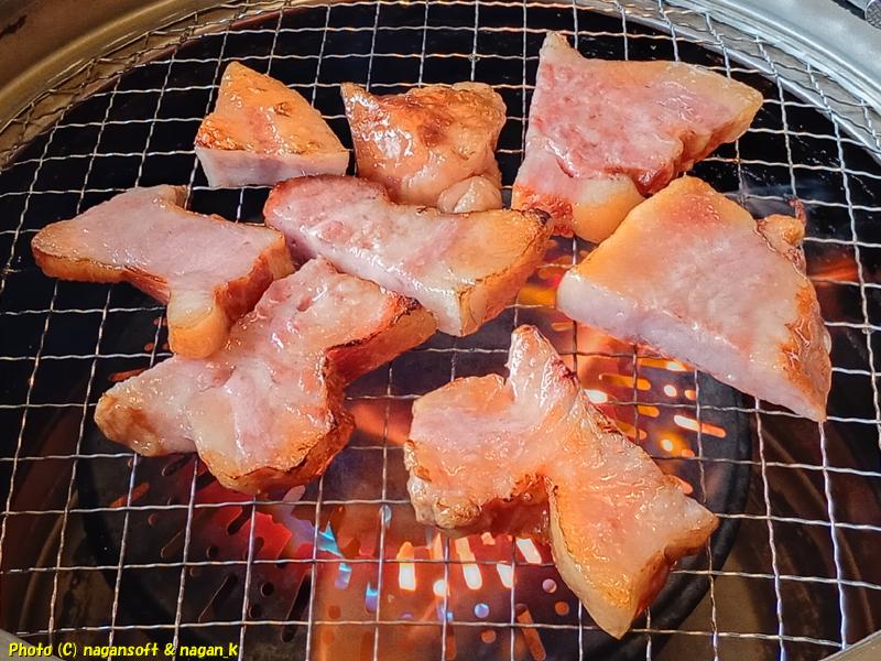 最初に焼いたのはベーコン｜大阪府泉佐野市 バイキング左近 末広店｜2026年05月20日撮影